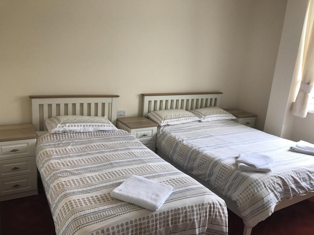 Hôtel White Horse à Builth Wells Extérieur photo